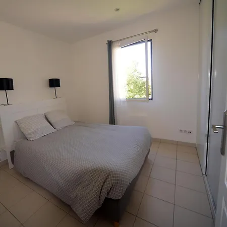 D&d Avec Piscine Privative Nyaraló