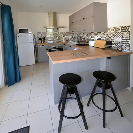 Nyaraló D&d Avec Piscine Privative