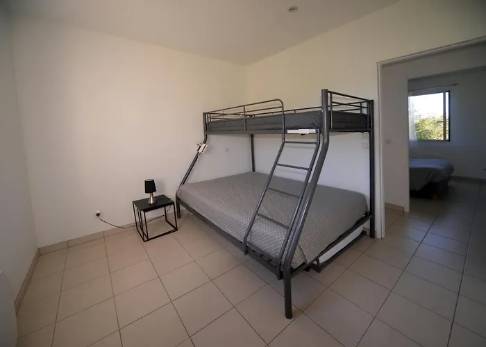 D&d Avec Piscine Privative Dom wakacyjny Martel